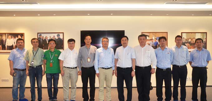 1474608797123870.jpg 趙振元同志、何平書(shū)記、王毅勃高級(jí)副院長(zhǎng)、孫明副院長(zhǎng)和上海寶冶集團(tuán)董事長(zhǎng)王石磊、總經(jīng)理陳剛、副總經(jīng)理徐啟文、上海寶冶能環(huán)工程公司總經(jīng)理劉奉軍、上海寶冶成都分公司總經(jīng)理丁海濤、書(shū)記高國(guó)榮、副總經(jīng)理董亮一行七人親切合影.jpg