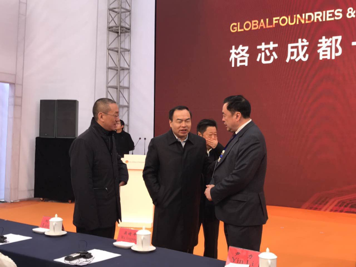 1496475863136234.jpg 2-趙振元與成都市委書記唐良智熱情交流.jpg