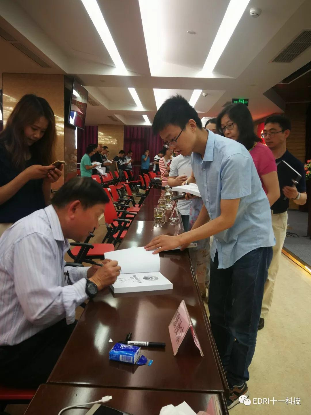 1529910497831812.jpg 19.jpg